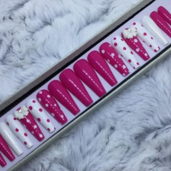 Handmade XL Coffin Hard Gel Press On Nails - Picture 4 of 6